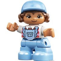 Конструктор LEGO Duplo 10946 Семейное приключение на микроавтобусе