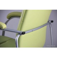 Офисный стул AMF Самба Софт Неаполь N-34 (салатовый)