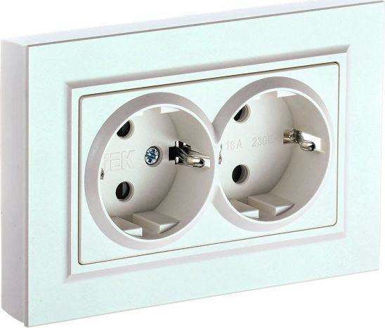 Розетка IEK Brite BR-R24-16-K36-F