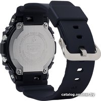 Наручные часы Casio G-Shock GM-5600B-1