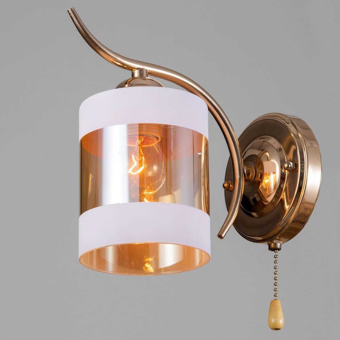 

Бра BayerLux 2202/1GD 7153807 (золото)