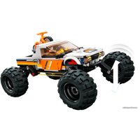 Конструктор LEGO City 60387 Приключения на внедорожнике