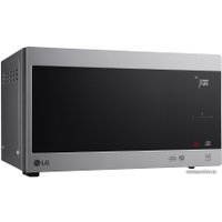 Микроволновая печь LG MS2595CIS