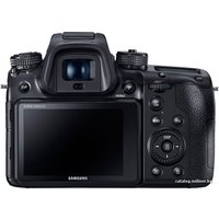 Беззеркальный фотоаппарат Samsung NX1 Body