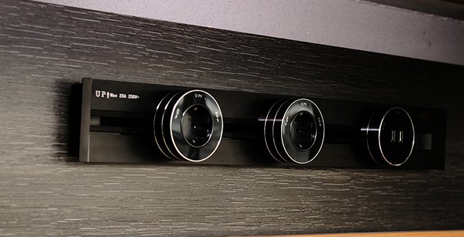 

Трековая розетка AVEL шинопровод 100 см + 2 розетки + 1 USB (черный)
