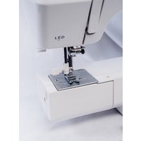 Электромеханическая швейная машина Janete 989 (голубой)