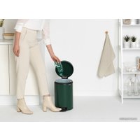 Мусорное ведро Brabantia Pedal Bin NewIcon 12 л (зеленая сосна)