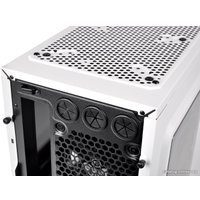 Корпус Thermaltake Chaser A41 Snow edition (VP200A6W2N)