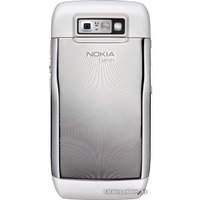 Смартфон Nokia E71