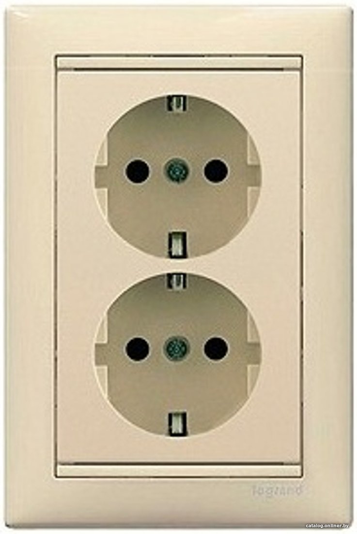 Розетка Legrand Valena 695616 (слоновая кость)