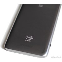 Телефон ZTE Geek (V975)