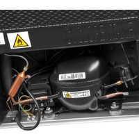 Однокамерный холодильник Hyundai CO1002 (серебристый)