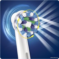 Электрическая зубная щетка Oral-B Vitality 100 Cross Action D100.413.1 (черный)