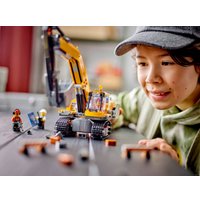 Конструктор LEGO City 60420 Желтый экскаватор