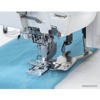 Распошивальная машина Janome CoverPro 3000 Professional