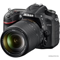 Зеркальный фотоаппарат Nikon D7200 Kit 18-140mm VR