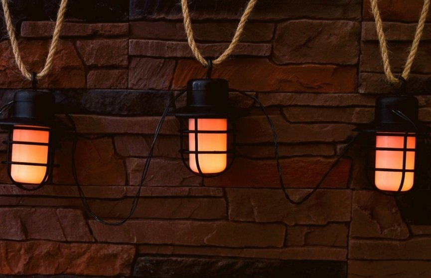 

Новогодняя гирлянда Uniel USL-S-121-PT2500 UL-00006558 (эффект пламени)