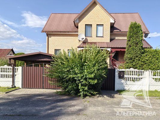 5-комн. квартира — Кобрин