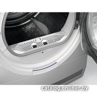 Сушильная машина Electrolux EW9H478S