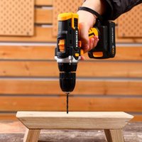 Дрель-шуруповерт Deko Sharker 16V 083-1108 (с 2-мя АКБ, кейс)