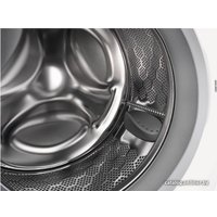 Стиральная машина Electrolux SensiCare 600 EW6FN448W