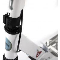 Двухколесный подростковый самокат RiverToys HB-A7 (белый)