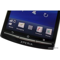 Смартфон Sony Ericsson Xperia arc S LT18i