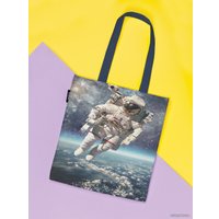 Сумка шоппер JoyArty Космонавт над Землей ткань под лен bsh_25085