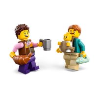 Конструктор LEGO City Кемпер-фургон для отдыха и приключений 60454