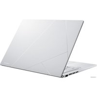 Ноутбук ASUS Zenbook 14 UX3402VA-KP697