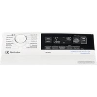 Стиральная машина с вертикальной загрузкой Electrolux UltraCare 800 EW8TN3372P