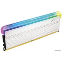 Оперативная память ADATA XPG Spectrix D45G RGB 8ГБ DDR4 4133 МГц AX4U41338G19J-CWHD45G