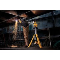 Фонарь DeWalt DCL079-XJ (без АКБ)