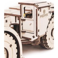 Сборная модель Eco-Wood-Art Погрузочно-доставочная машина МоАЗ-4075