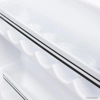 Однокамерный холодильник Tesler RC-95 (красный)