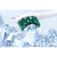 Электрическая зубная щетка Usmile Y1S (зеленый)