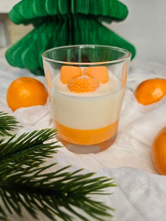 Ароматическая свеча Flame Whisper С дольками мандарина (аромат мандарин)