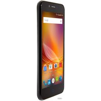 Телефон ZTE Blade L4 Pro