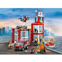 Конструктор LEGO City 60215 Пожарное депо