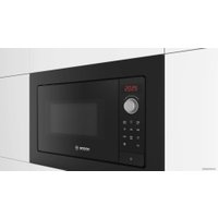 Микроволновая печь Bosch BFL623MB3