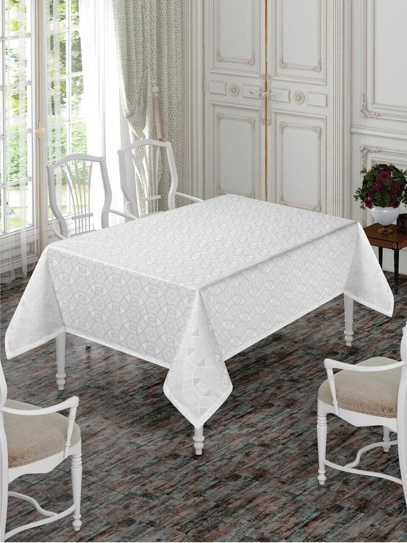 

Скатерть DO&CO Karanfil 160x220 12222 (белый)
