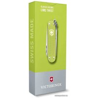 Мультитул Victorinox Classic Alox SD Colors (лаймовый)