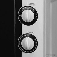 Микроволновая печь BBK 20MWS-708M/BS