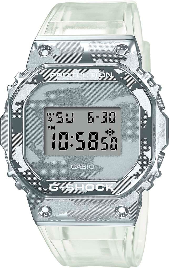 

Наручные часы Casio GM-5600SCM-1ER