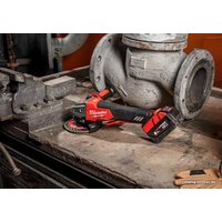 Угловая шлифмашина Milwaukee M18 ONEFSAG 125XPDB-502X Fuel 4933478435 (с 2-мя АКБ)