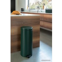 Мусорное ведро Brabantia Pedal Bin NewIcon 30 л (зеленая сосна)