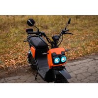 Электроскутер AVM.Plus Zoomer (оранжевый)
