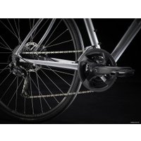 Велосипед Trek FX 2 Disc M 2022 (серебристый)