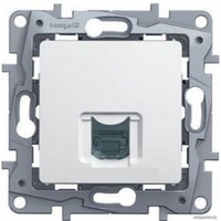 Розетка компьютерная Legrand Etika 672253 (белый)