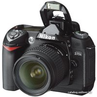 Зеркальный фотоаппарат Nikon D70s